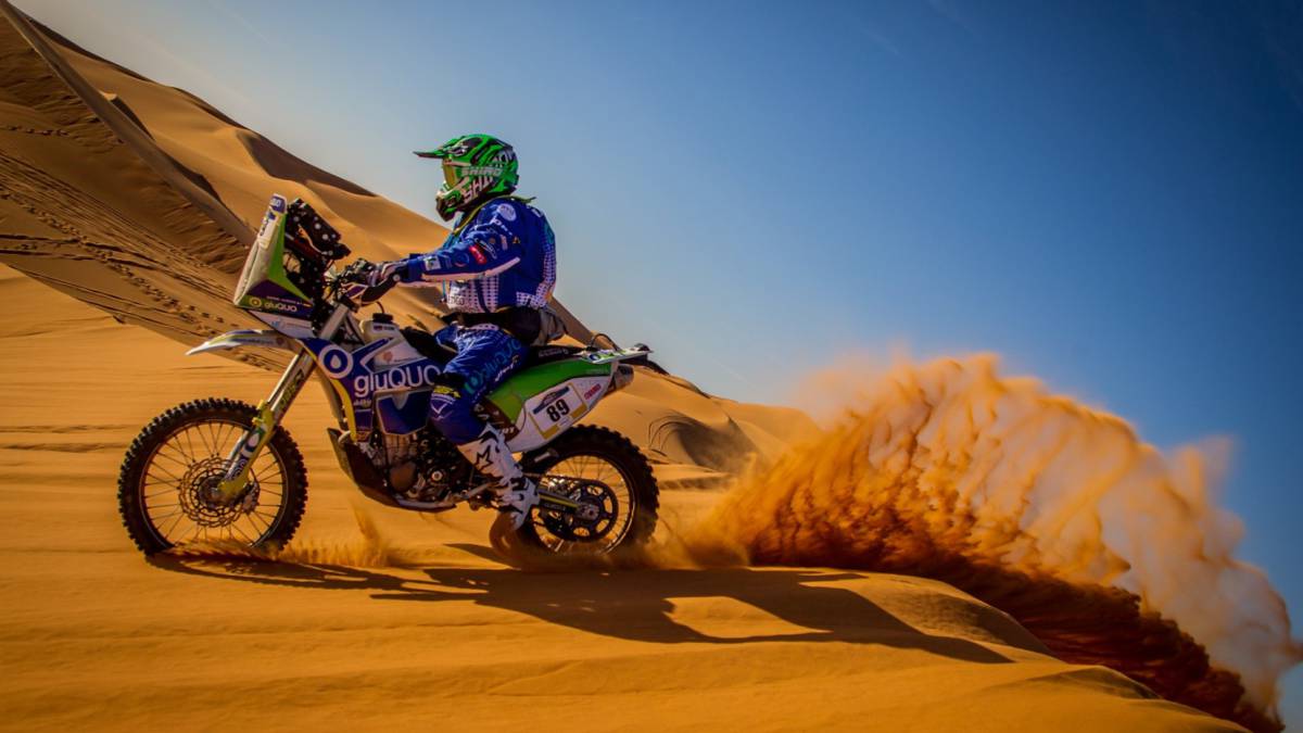 Un turrón apto para diabéticos financiará la participación de Daniel Albero en el Dakar