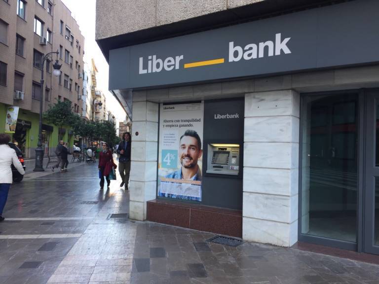 Liberbank reduce a casi la mitad el fuerte rebote de finales de octubre