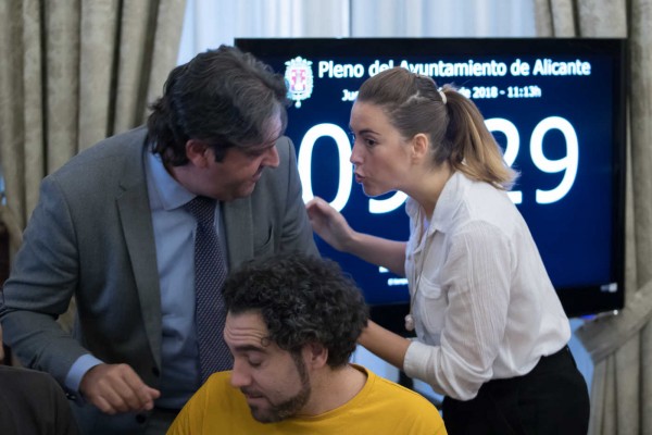 La indecisión de Cs y de Belmonte condiciona la investigación de los contratos del PP