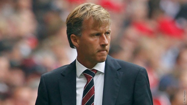 El Wolfsburgo destituye a su entrenador Andries Jonkier