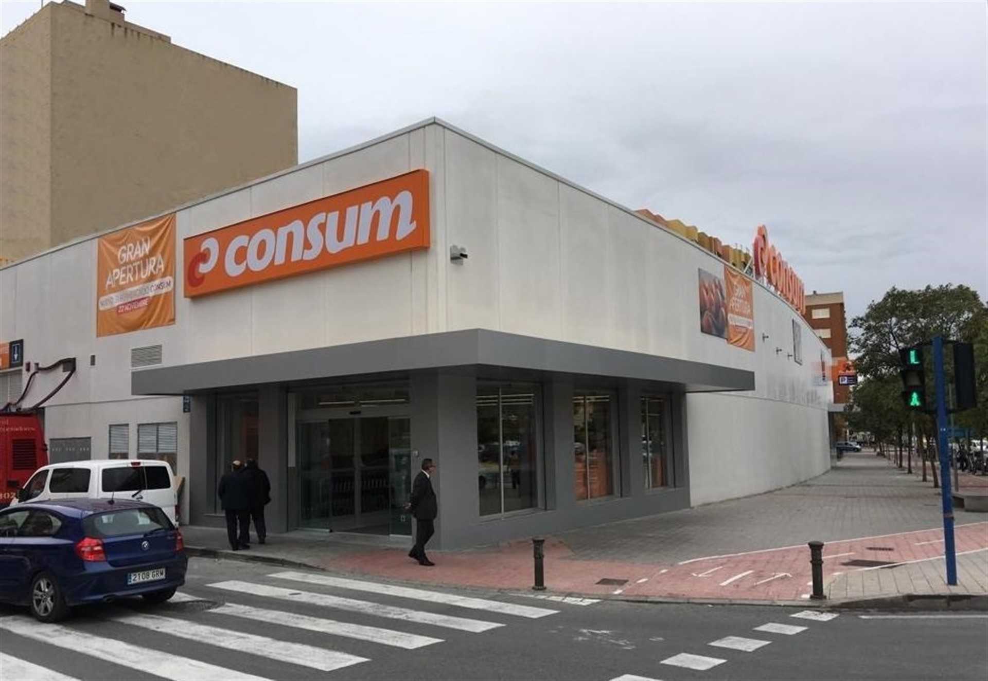 Consum abre en Castellón un 'súper' que consume un 40% menos energía y crea 35 empleos