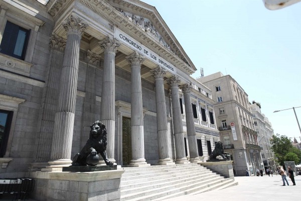 El Congreso reactiva la reforma del Estatuto valenciano para aprobarla en diciembre