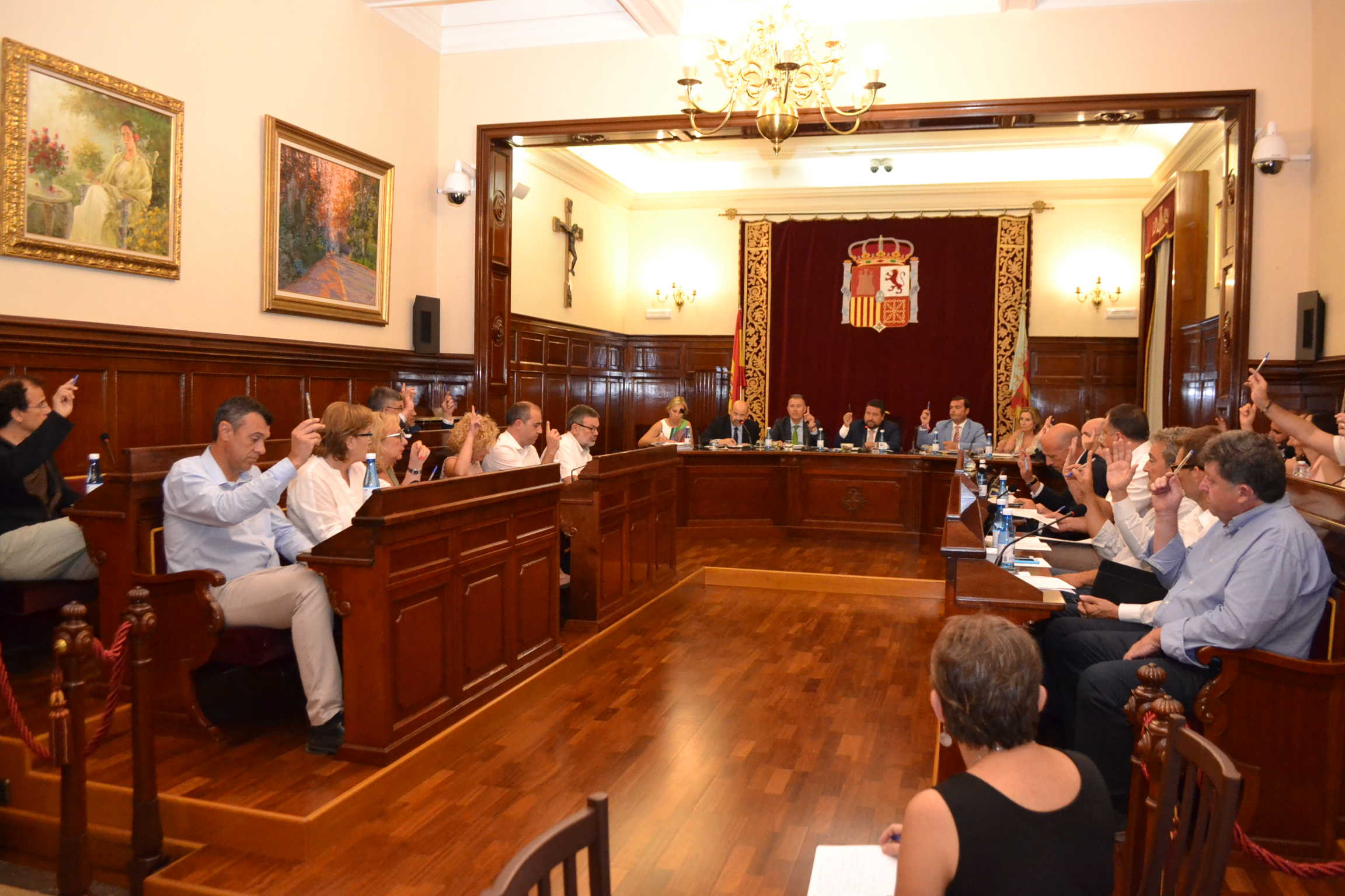 Diputación aprueba 143,2 millones de presupuesto con unos grupos políticos ya 'en modo electoral'