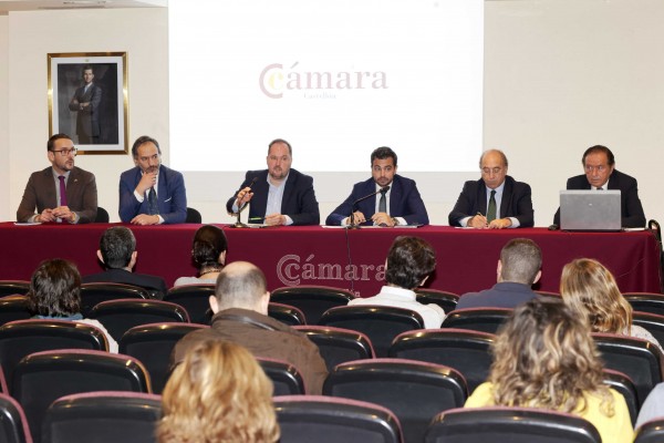 La patronal turística Altur Castellón busca con Hosbec mejorar el Imserso que llega a la provincia