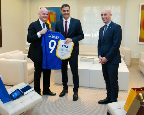 España ofrece a Marruecos una candidatura conjunta con Portugal para optar al Mundial de fútbol de 2030