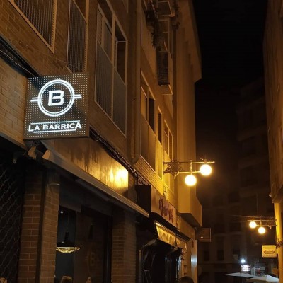 El dinamismo de la calle Mare de Déu del Carme en Elche: abren dos nuevos restaurantes
