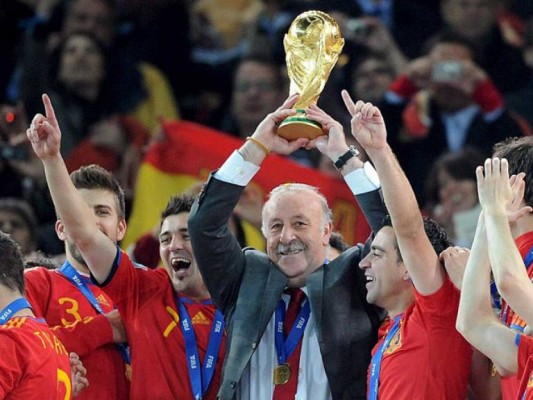 Vicente Del Bosque da nombre a otro campo de fútbol en Pilar de la Horadada 