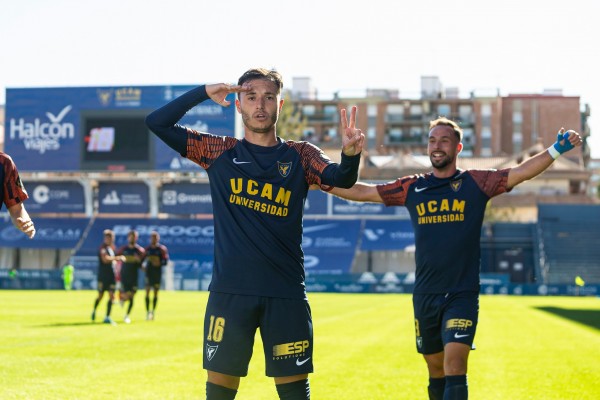 La Segunda RFEF cierra el año con el UCAM defendiendo el liderato en el grupo 4 