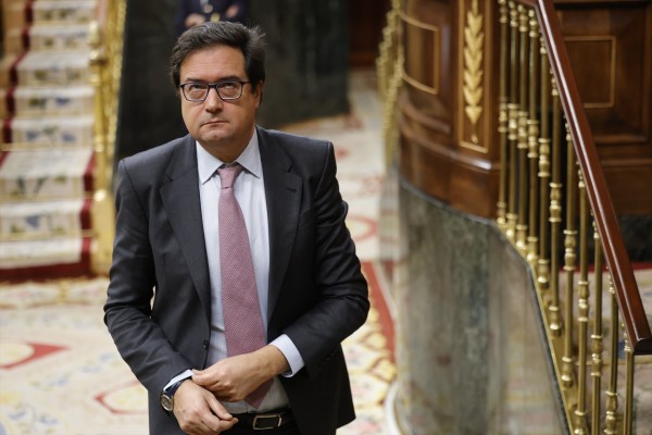 López anuncia una ley de administración abierta que amplía las obligaciones de transparencia
