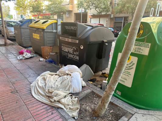 La tasa de basuras en San Vicente sube la tensión entre Gobierno y oposición