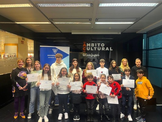 Explorar la química con la literatura: un concurso premia los mejores microrrelatos en Castellón