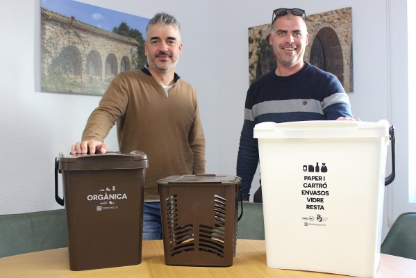 Benitatxell instaura el sistema de recollida de residus ‘Porta a porta’ també al nucli urbà