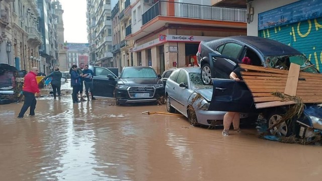 La lentitud del Consorcio indigna a los comercios de Algemesí: 
