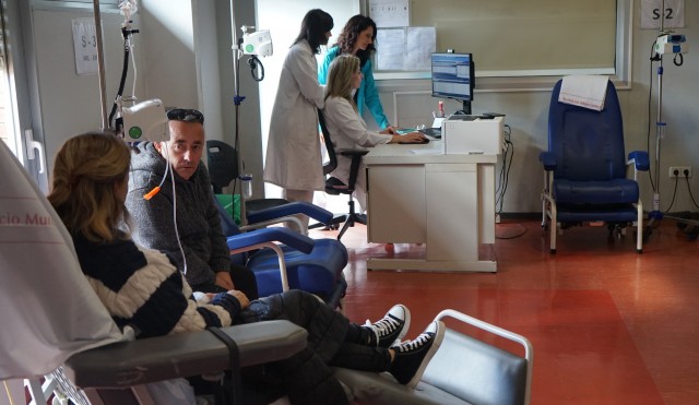 La Arrixaca aplica 25 medidas para mejorar la atención en la Unidad de Esclerosis Múltiple
