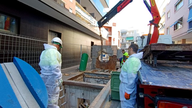 Benidorm retoma el servicio de contenedores soterrados de la calle Tulipanes