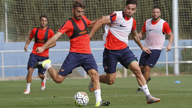 José Mari estará diez semanas de baja por una doble lesión muscular