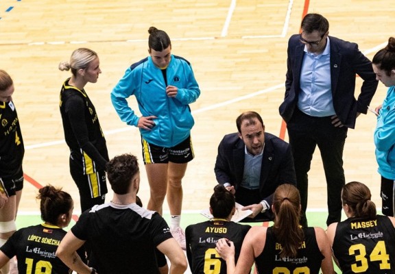 El Hozono Jairis, a remontar seis puntos ante el Sassari para ser de octavos en Europa