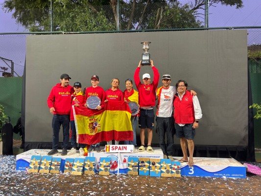 Mateo Carbonell, regatista del CN Jávea, se convierte en el deportista de Optimist más laureado de España en la historia de un mundial de la clase

