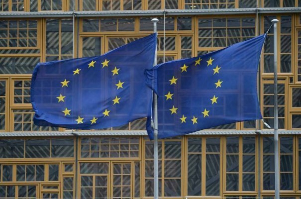 La UE adopta el acuerdo con normas más estrictas para la importación de armas de fuego
