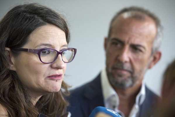 Oltra asegura que la tasa turística se negociará con el sector y que se adaptará a cada zona