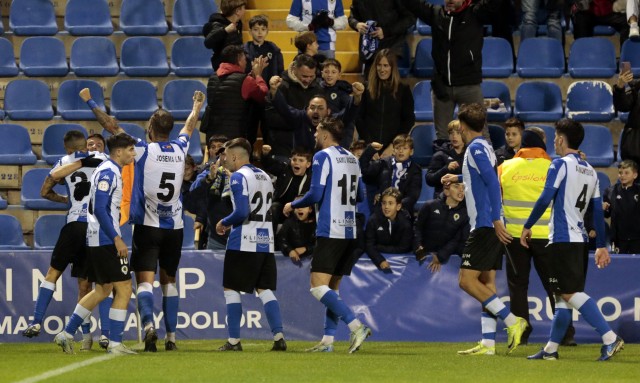 El Hércules prolonga su idilio con el Rico Pérez