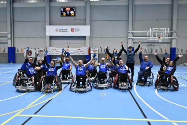 El equipo de rugby en silla UPV Lobos celebra su segunda jornada de Liga en Valencia