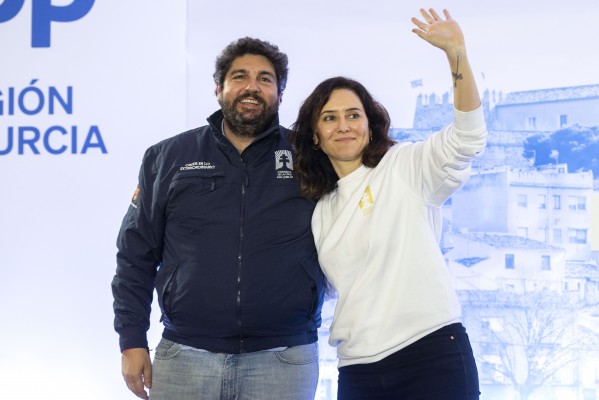 López Miras acusa a Sánchez de 