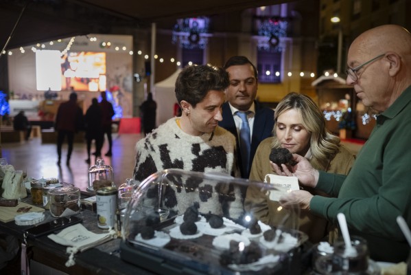 La Feria de Navidad Castelló Ruta de Sabor ensalza el producto de proximidad y de calidad provincial