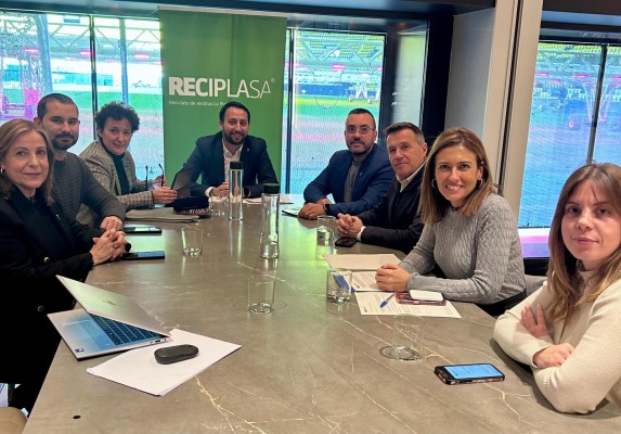 Reciplasa invierte este año 1,8 millones para erradicar los incendios en su planta
