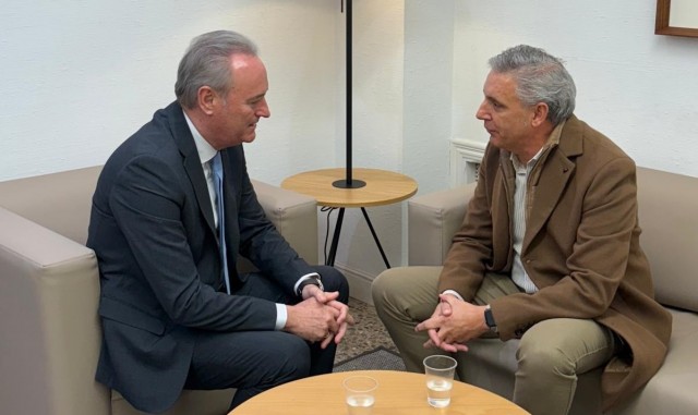 Alberto Fabra se reúne con CSIF para analizar la situación de los 19.761 castellonenses de Muface