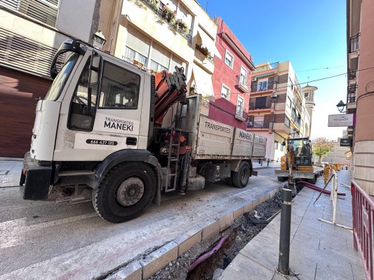 Compromís per Elx denuncia la eliminación del carril bici de la calle San Juan, frente al Odeón