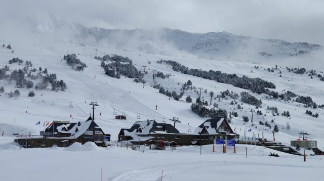 Baqueira Beret amplía su apertura a 70 km de pistas para el fin de semana