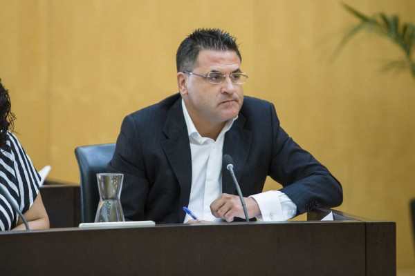 Benidorm denuncia sus convenios con la SGAE para pagar menos pero perdería bonificaciones del 25%