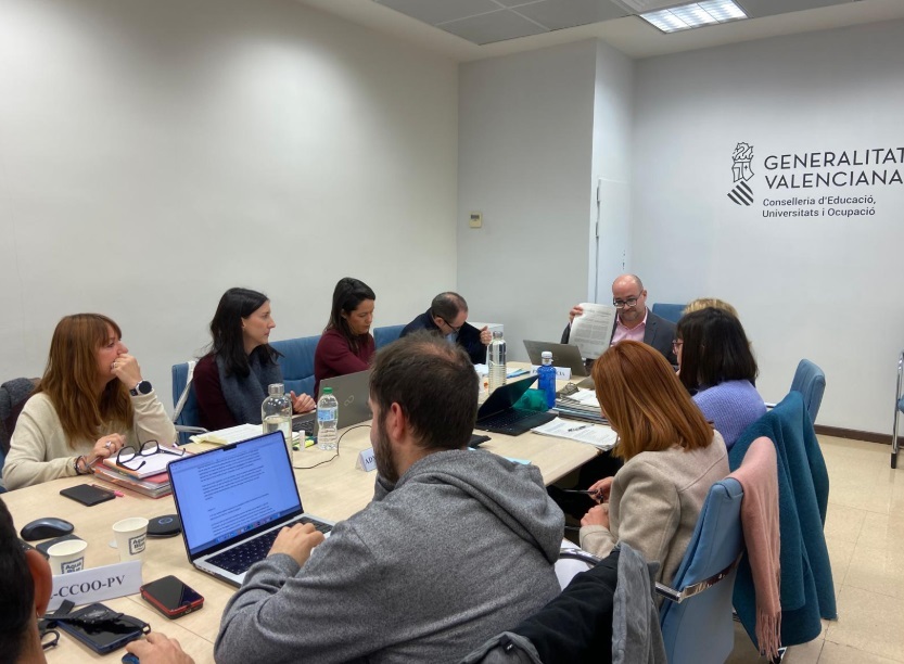 Educación propone que la formación de adultos empiece como Primaria y avance como la ESO
