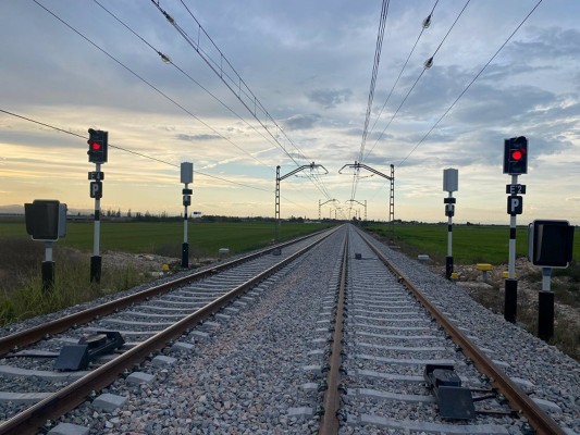 El tráfico ferroviario entre Madrid - Murcia aumenta un 32,4% en octubre