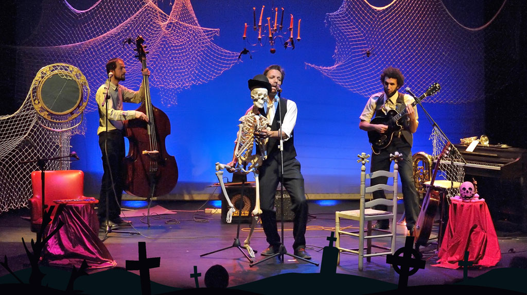 Historias del revés y personajes sin sentido en la sala L'Horta