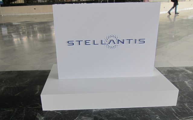 Stellantis y la china CATL invertirán 4.100 millones de euros para una gigafactoría en Zaragoza