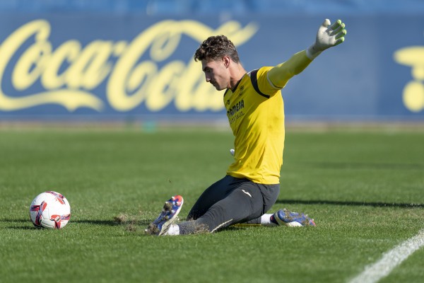 Diego Conde sufre un esguince de grado dos en el ligamento lateral interno de su rodilla derecha