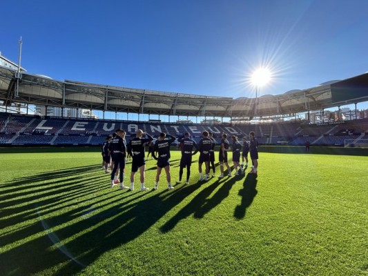 El Levante ya prepara el duelo ante el Córdoba con Xavi Grande en parte del entrenamiento
