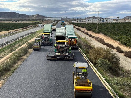 Fomento inicia las obras de mejora en la autovía que une Alhama de Murcia y el Campo de Cartagena 