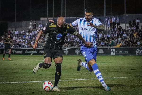 Alcoyano e Intercity no levantan cabeza, pese a los cambios de entrenador