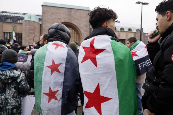 Rusia asegura que Al Assad ha abandonado Siria y ha ordenado una transición 