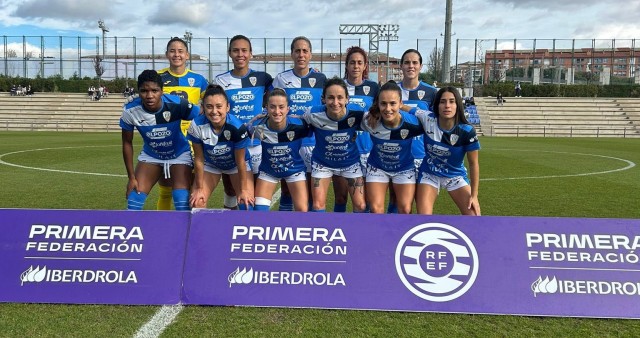 El Alhama CF ElPozo rescata un punto con un 2-2 en el feudo del filial del Barça
