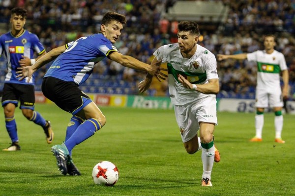 El Elche se lleva un derbi en el que el Hércules fue mejor