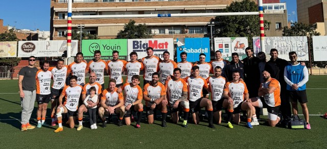 Fibravalencia - Les Abelles consigue su primera victoria en el estadi Baldiri Aleu