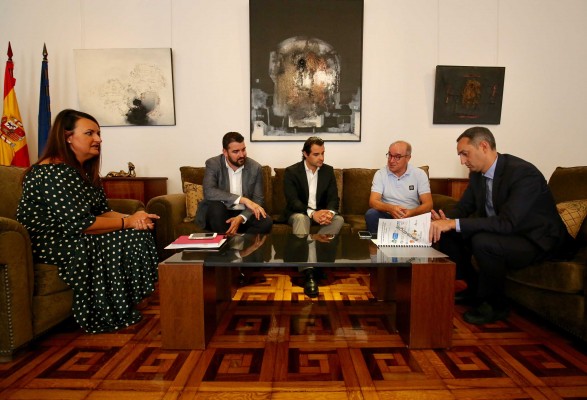 La Diputación de Alicante recaba la opiniones contrarias a la tasa turística del sector 