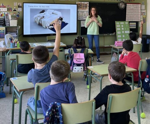 Educación contratará más de 160 docentes para tutorías de Lengua y Matemáticas en 300 centros de la Región