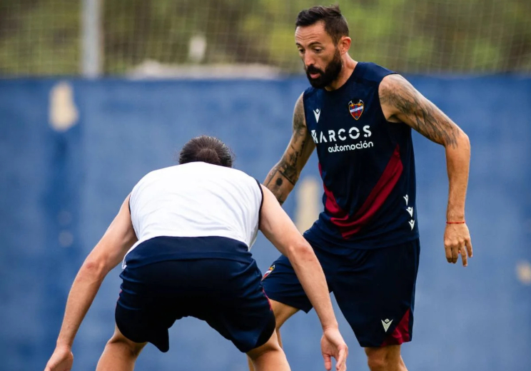 Morales podrá jugar en Cádiz; Iborra ya trabaja con el equipo
