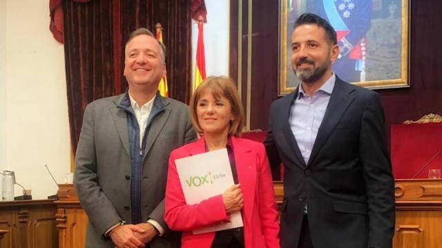 Vox Elche suma un asesor más y vuelve a los cuatro al dividir las dedicaciones al 50%