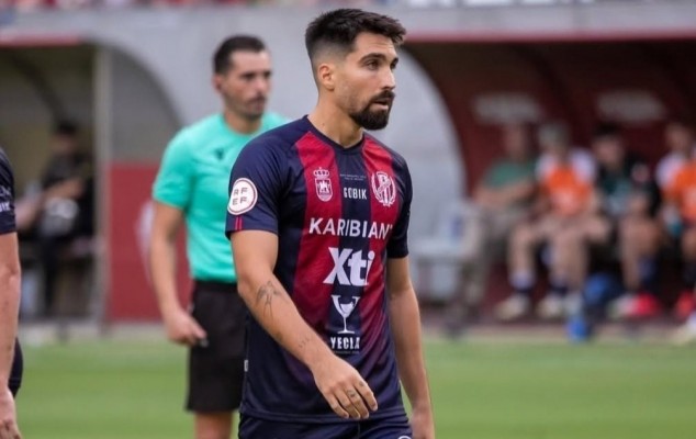 El Yeclano incorpora al extremo Jesús Carrillo y deja de contar con el medio Relu
